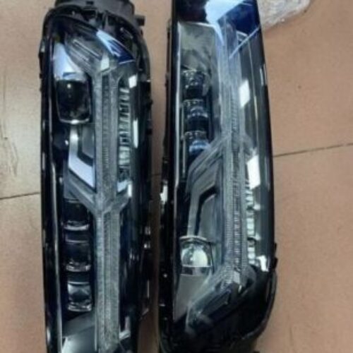 Audi a8 Headlights Used good condition Left & Right side